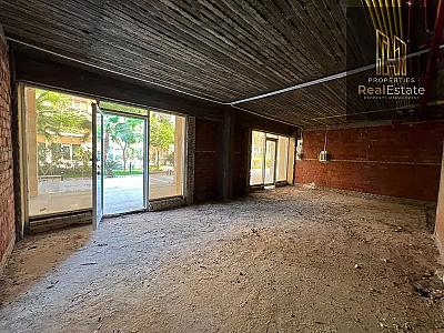 Shop 77SQM For Rent