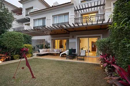Townhouse with private pool and gym for rent